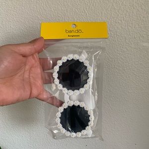 Daisy Rim Sunglasses